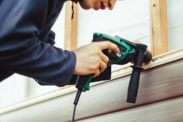 Best Siding Painting and Refinishing  in Watergate, FL